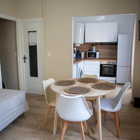 Confortables - Gare A 5 Min Pied - 20min De La - Terrasse * פרפיניין