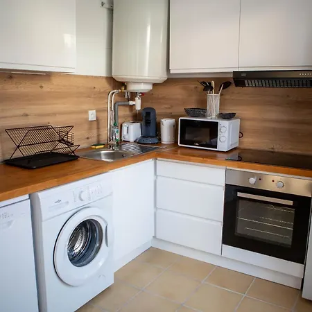 Confortables - Gare A 5 Min Pied - 20min De La - Terrasse *