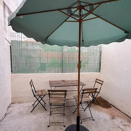 Confortables - Gare A 5 Min Pied - 20min De La - Terrasse דירה *