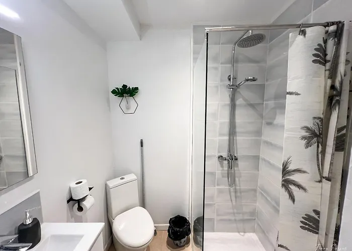 Confortables - Gare à 5 Min Pied - 20min De La - Terrasse Apartamento *